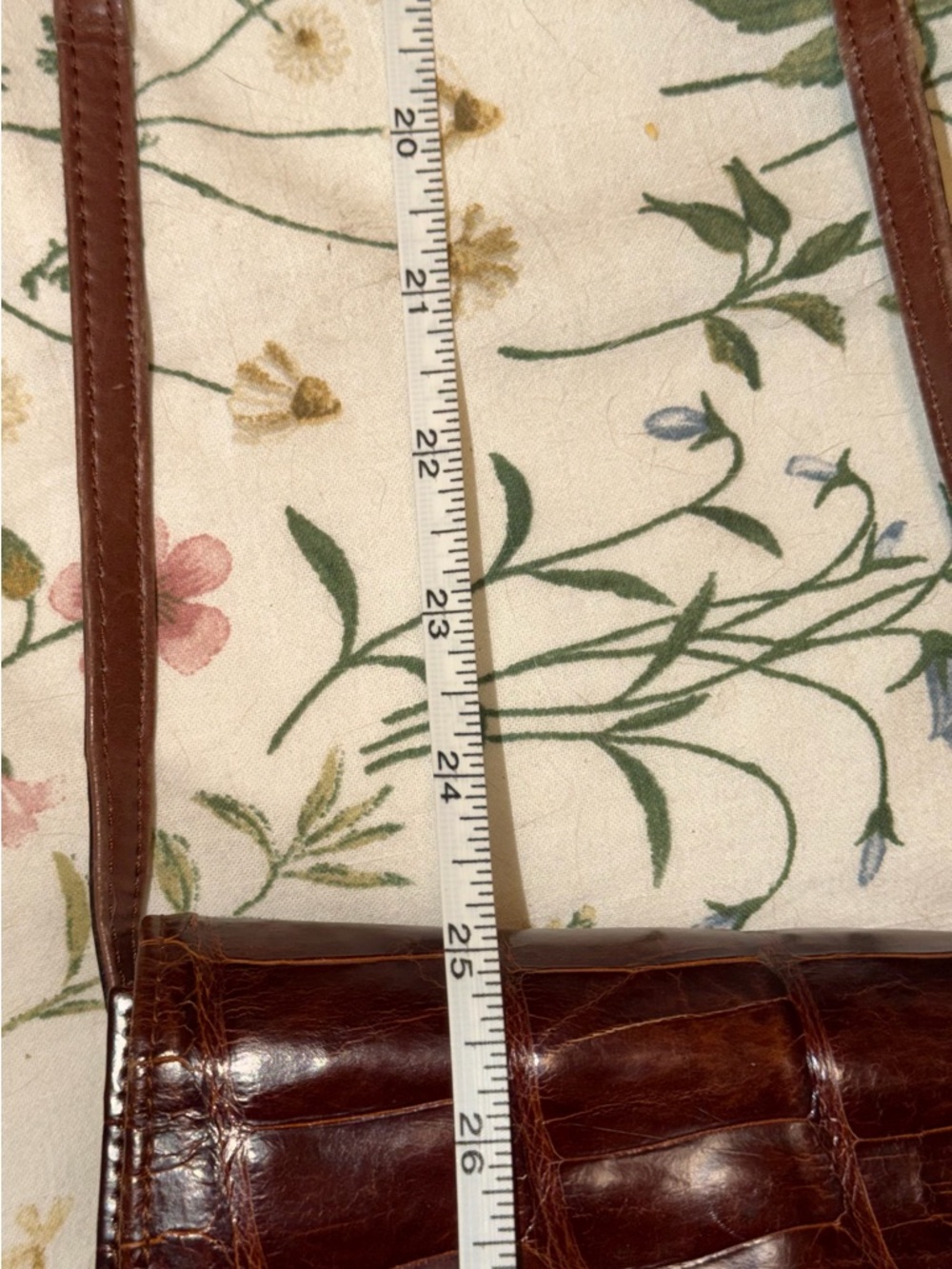 Beautiful Leather Crossbody by Titti Dell'Acqua
Handmade in Italy by Maxima - Picture 7 of 10